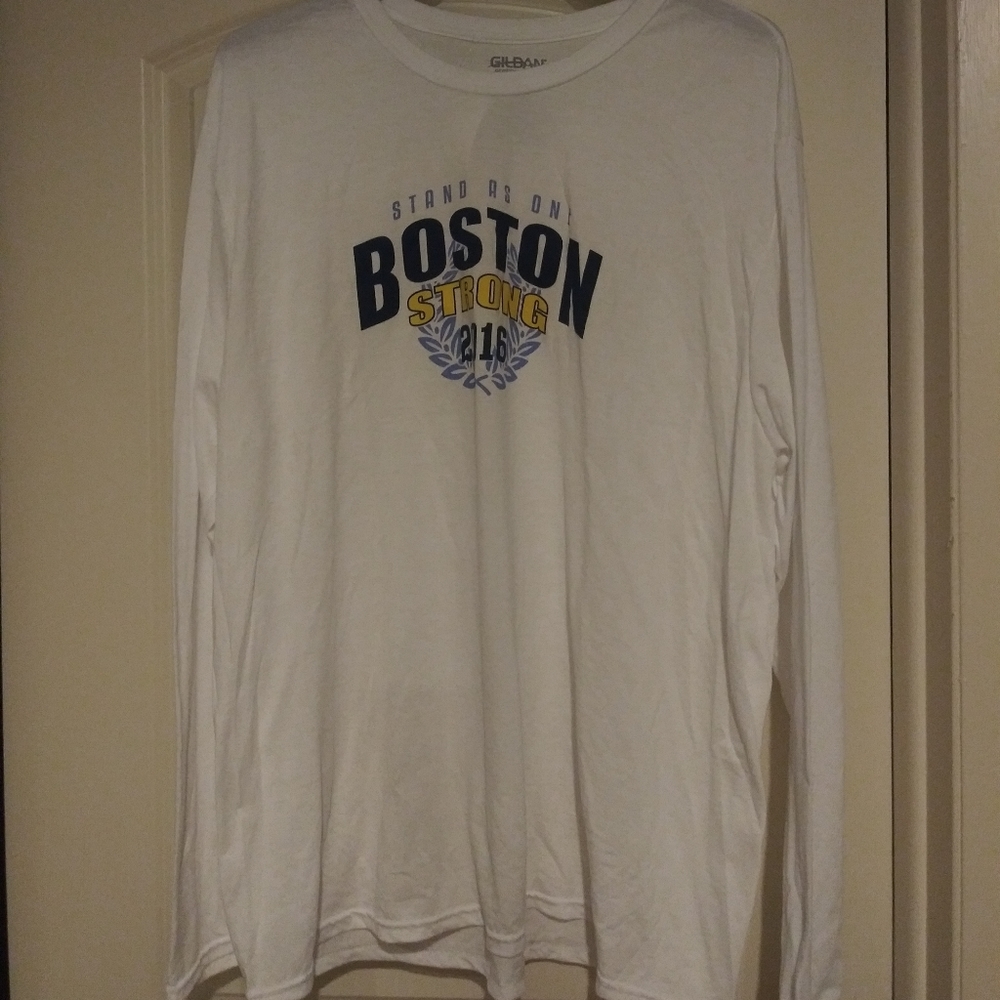 Boston Strong LS T Shirt XXL NWT